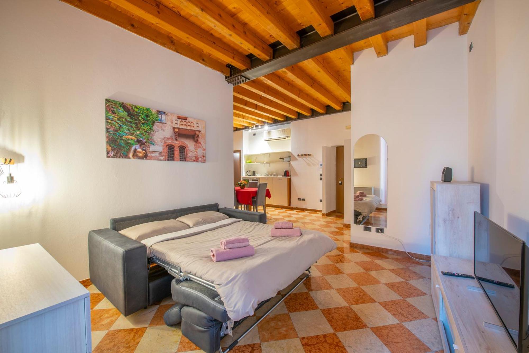 Palace Home Mazzini Verona Center 1 Экстерьер фото